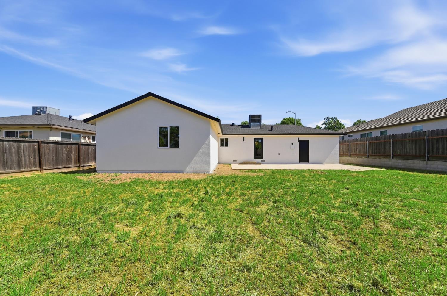 6237 Claus, Riverbank, CA 95367