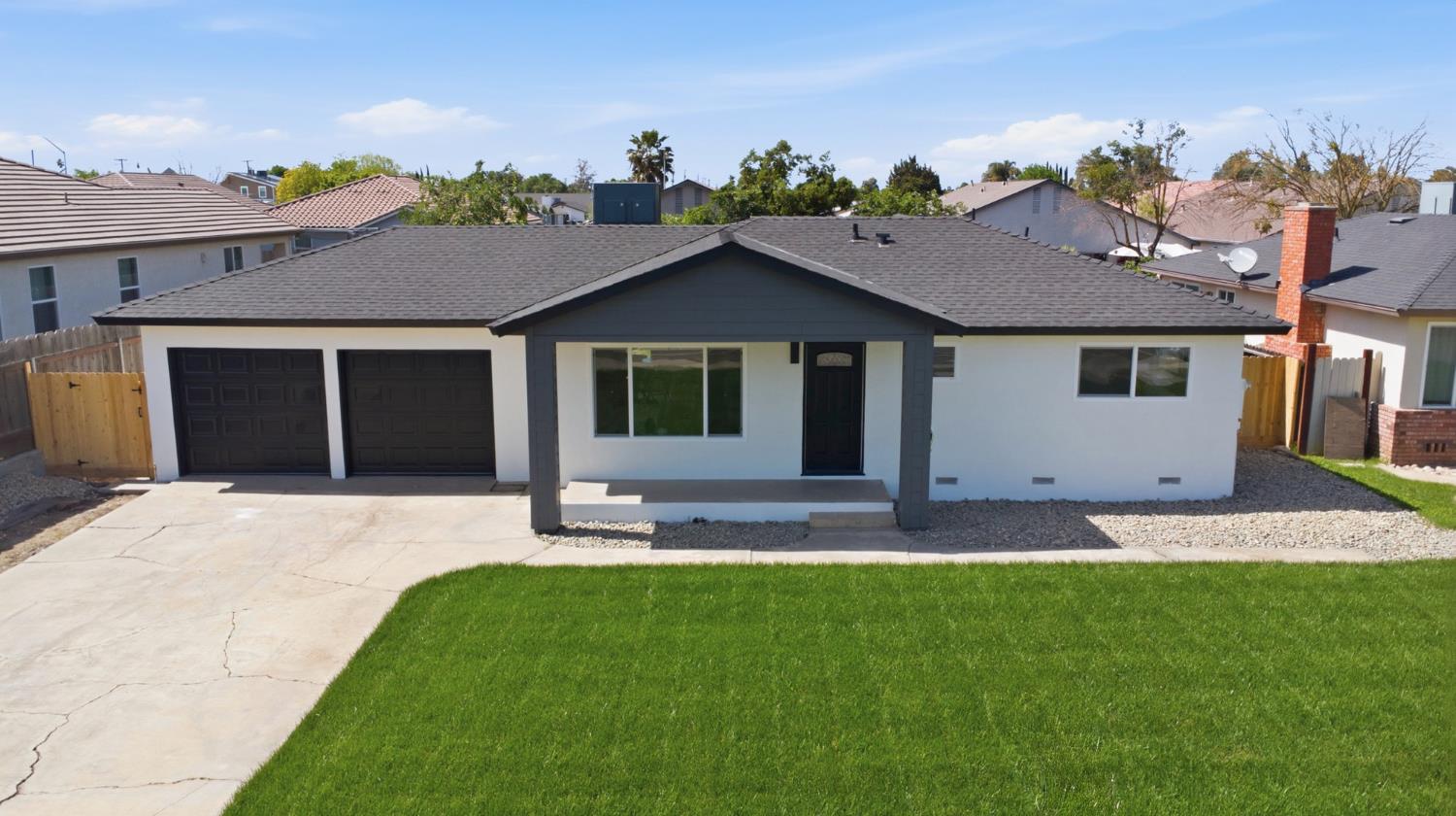6237 Claus, Riverbank, CA 95367