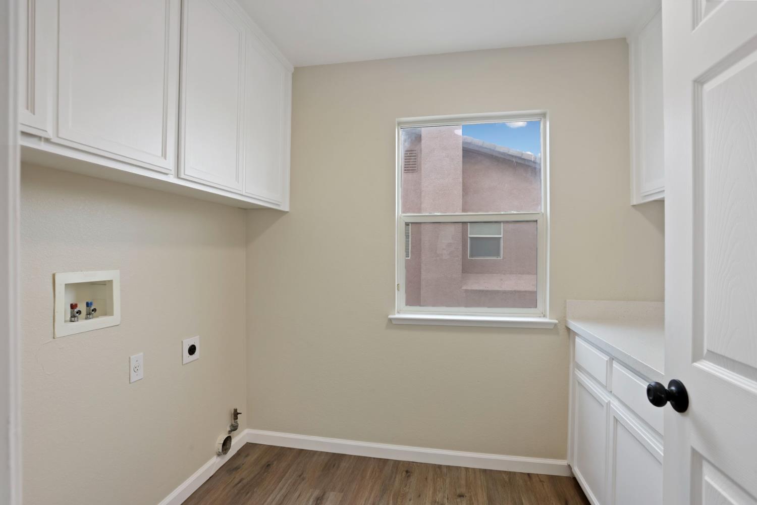 2039 Peregrine St, Manteca, CA 95337