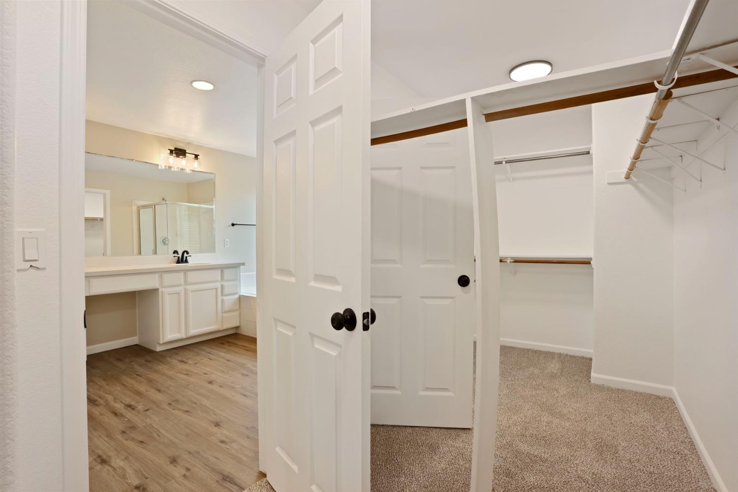 2039 Peregrine St, Manteca, CA 95337