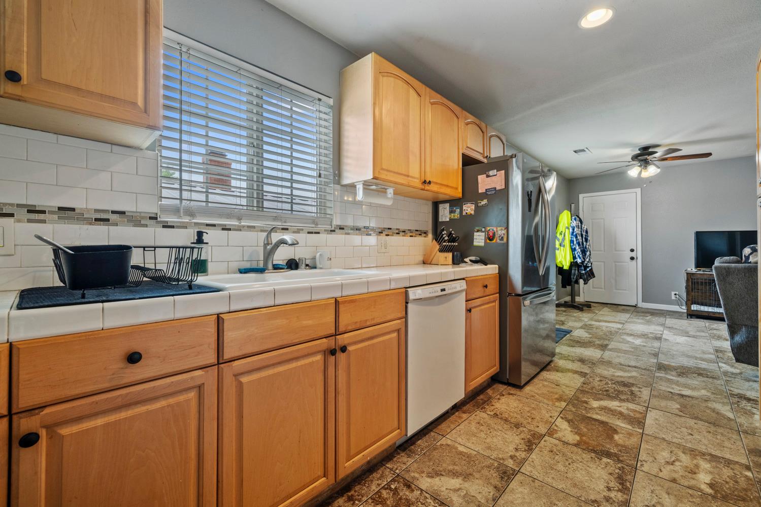 224 El Capitan Ave, Manteca, CA 95337