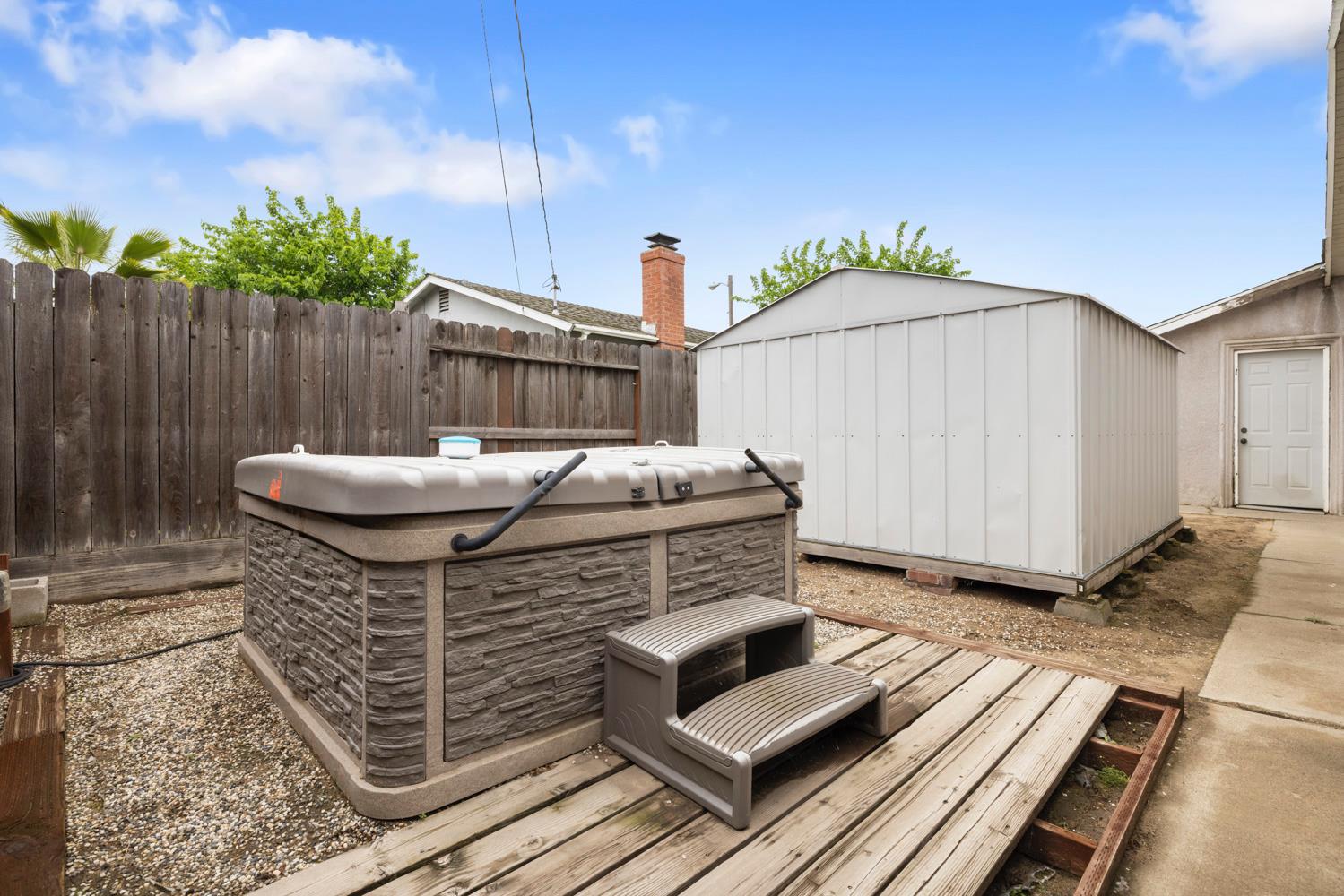 224 El Capitan Ave, Manteca, CA 95337