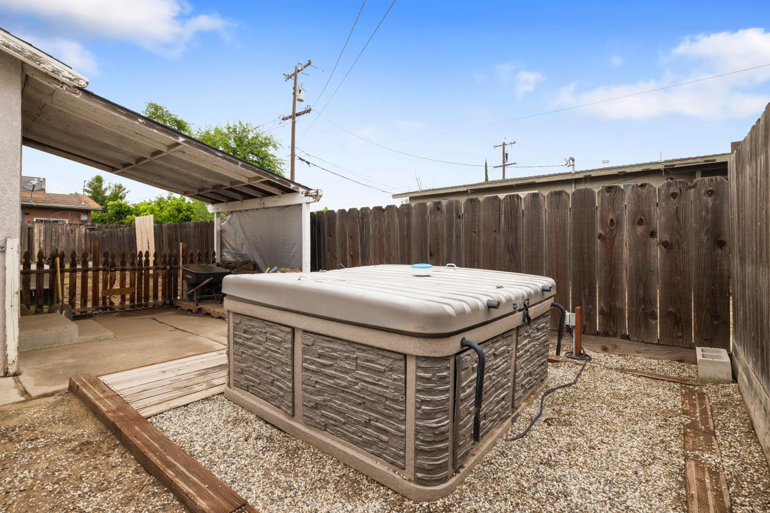 224 El Capitan Ave, Manteca, CA 95337