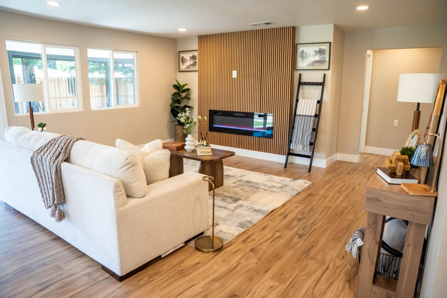 1314 Glenwood Dr, Modesto, CA 95350