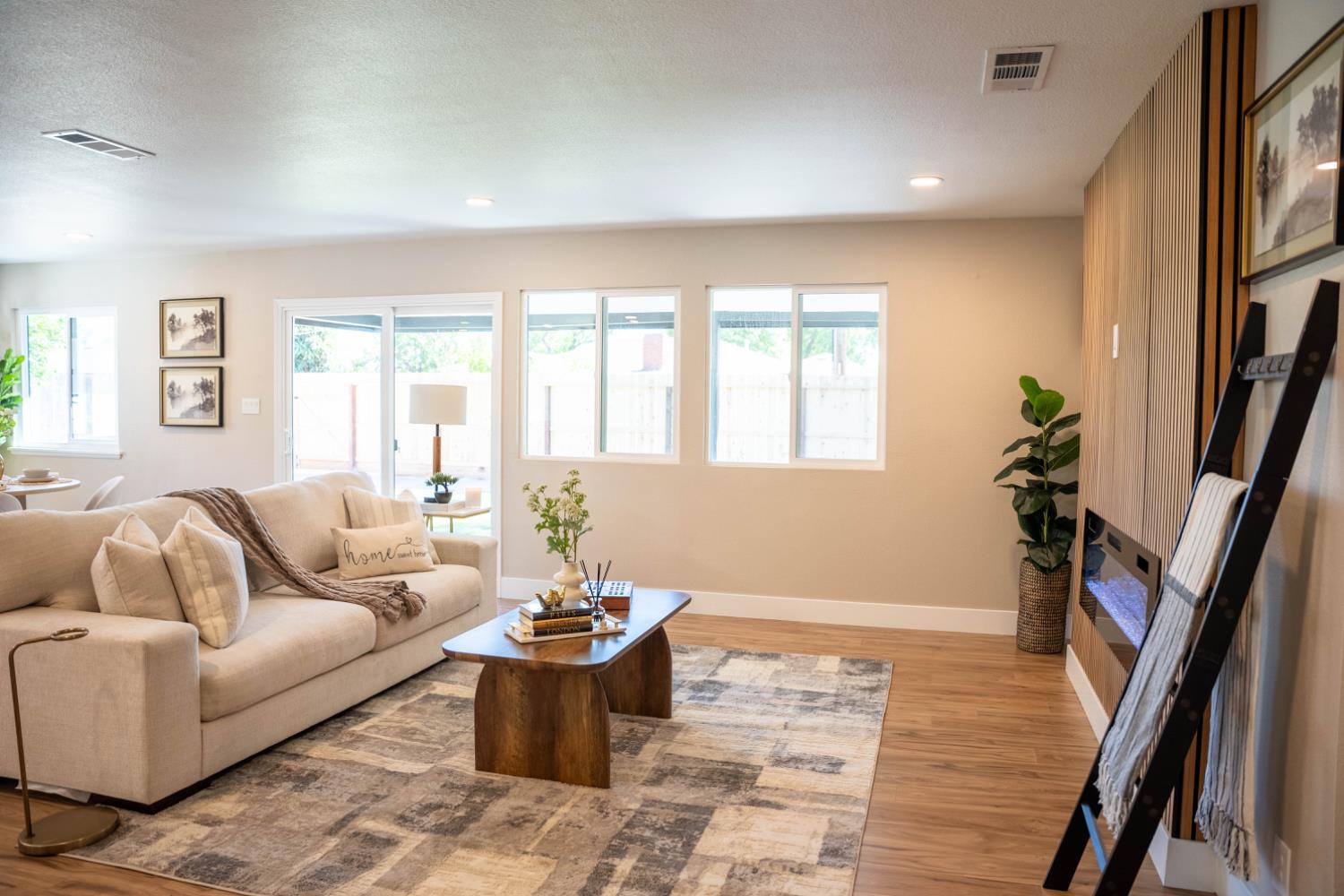 1314 Glenwood Dr, Modesto, CA 95350