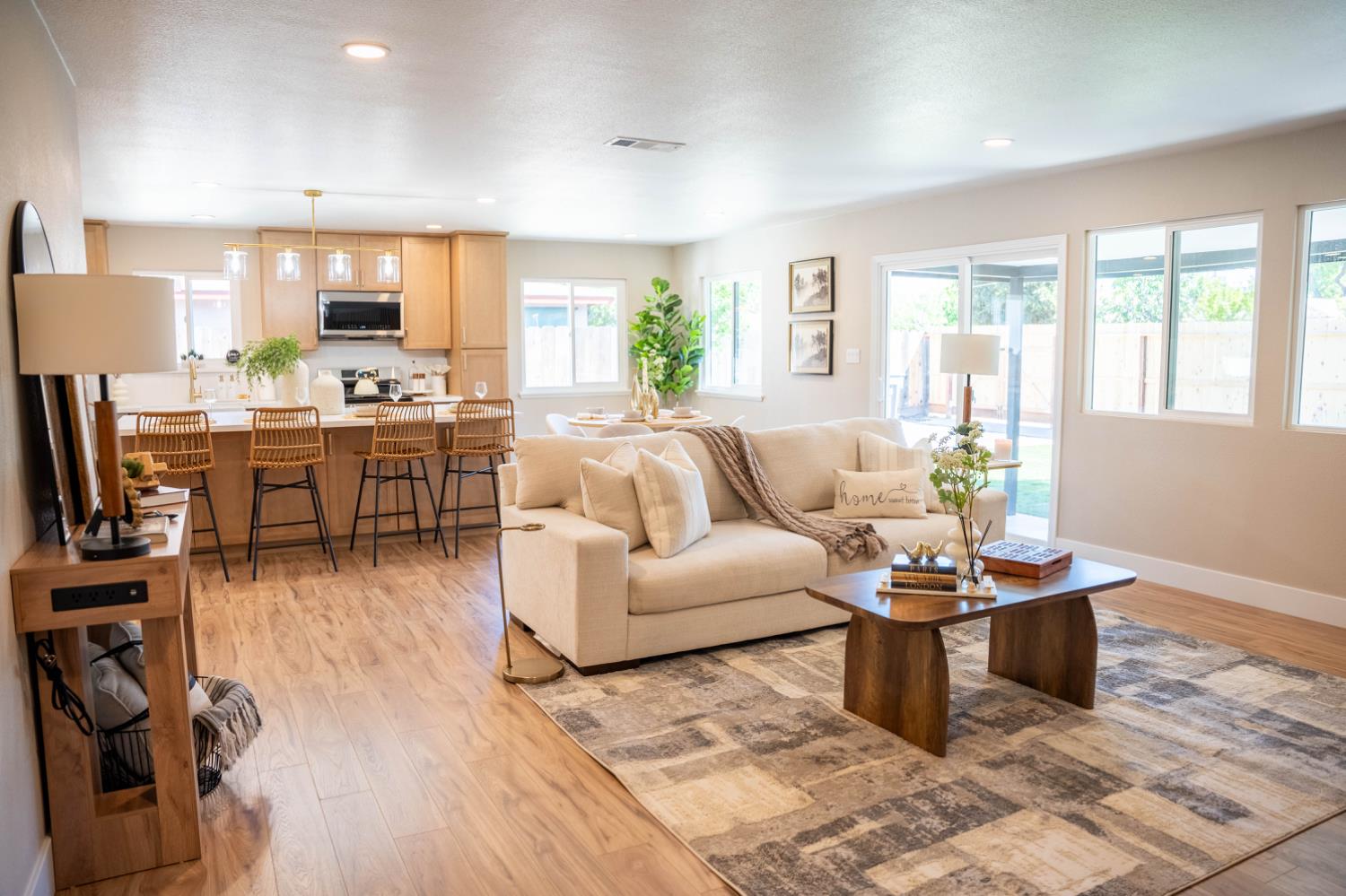 1314 Glenwood Dr, Modesto, CA 95350