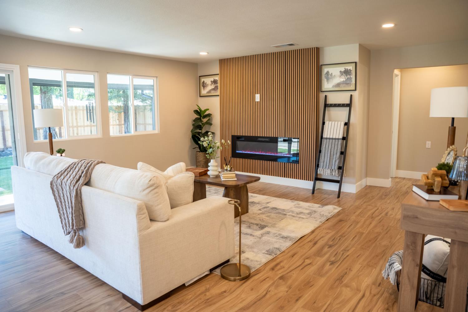 1314 Glenwood Dr, Modesto, CA 95350