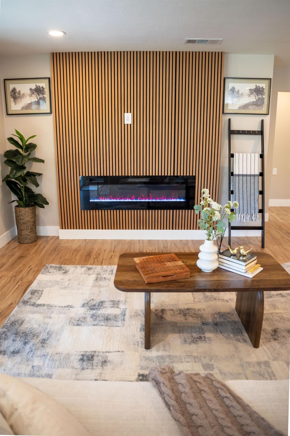 1314 Glenwood Dr, Modesto, CA 95350