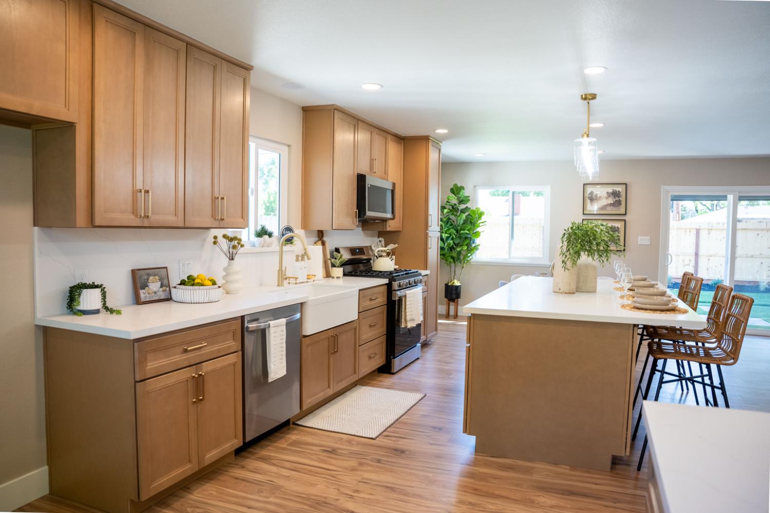 1314 Glenwood Dr, Modesto, CA 95350