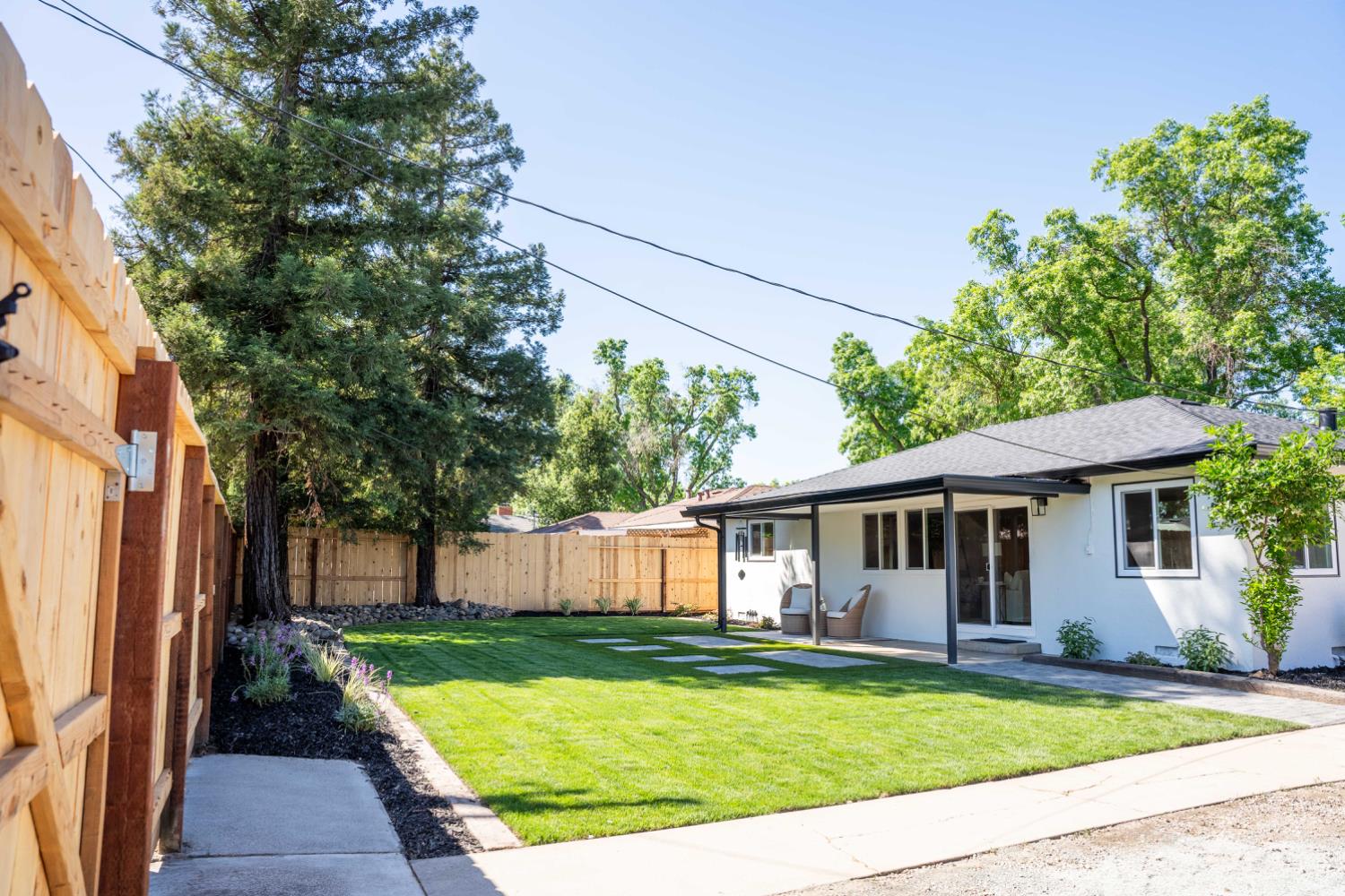 1314 Glenwood Dr, Modesto, CA 95350