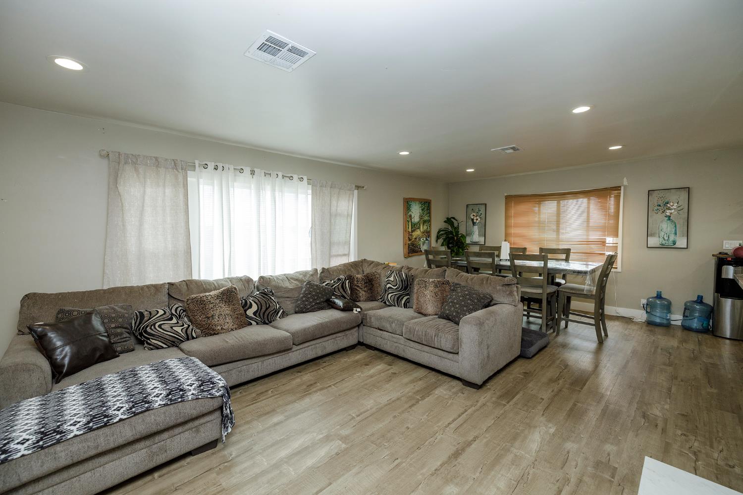 8712 Yosemite Blvd, Modesto, CA 95357