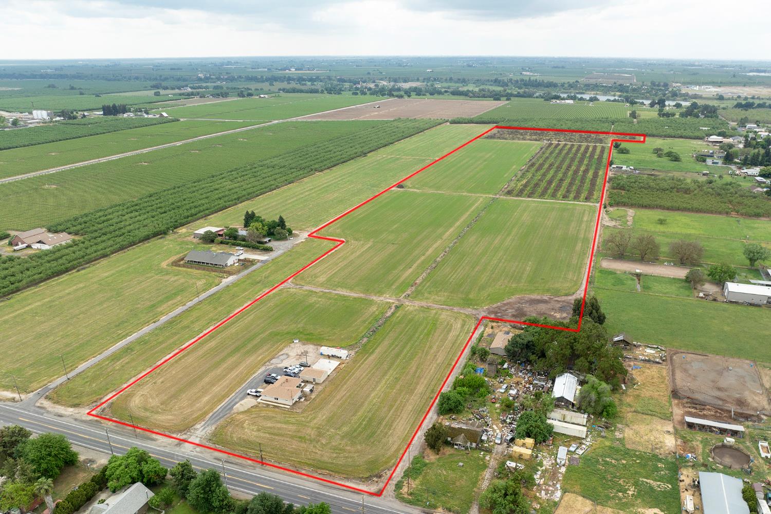 8712 Yosemite Blvd, Modesto, CA 95357