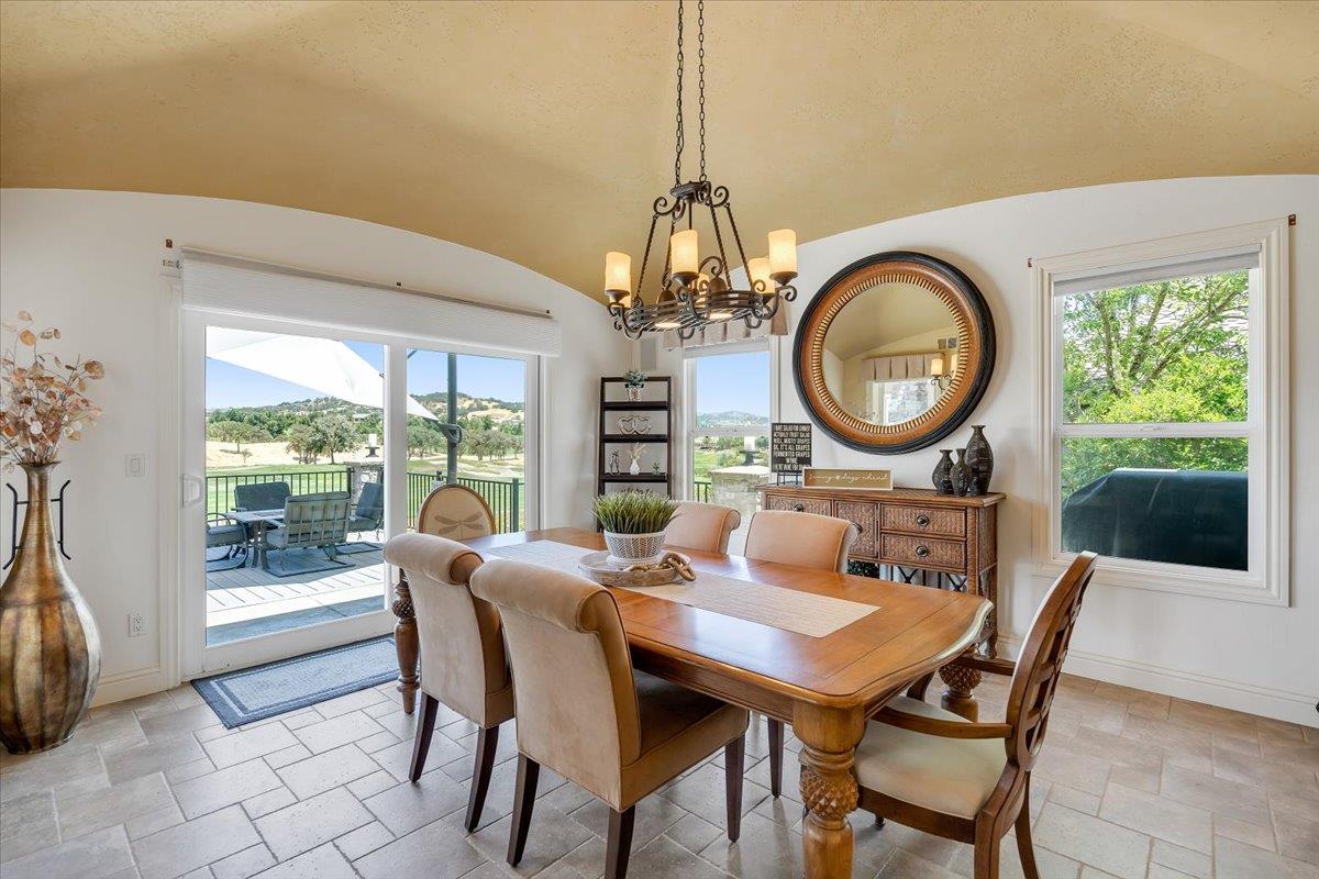 2491 Oak Creek Dr, Copperopolis, CA 95228