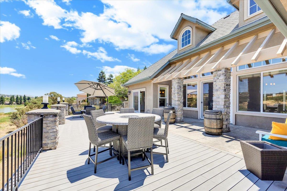 2491 Oak Creek Dr, Copperopolis, CA 95228