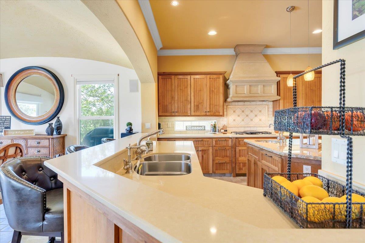 2491 Oak Creek Dr, Copperopolis, CA 95228