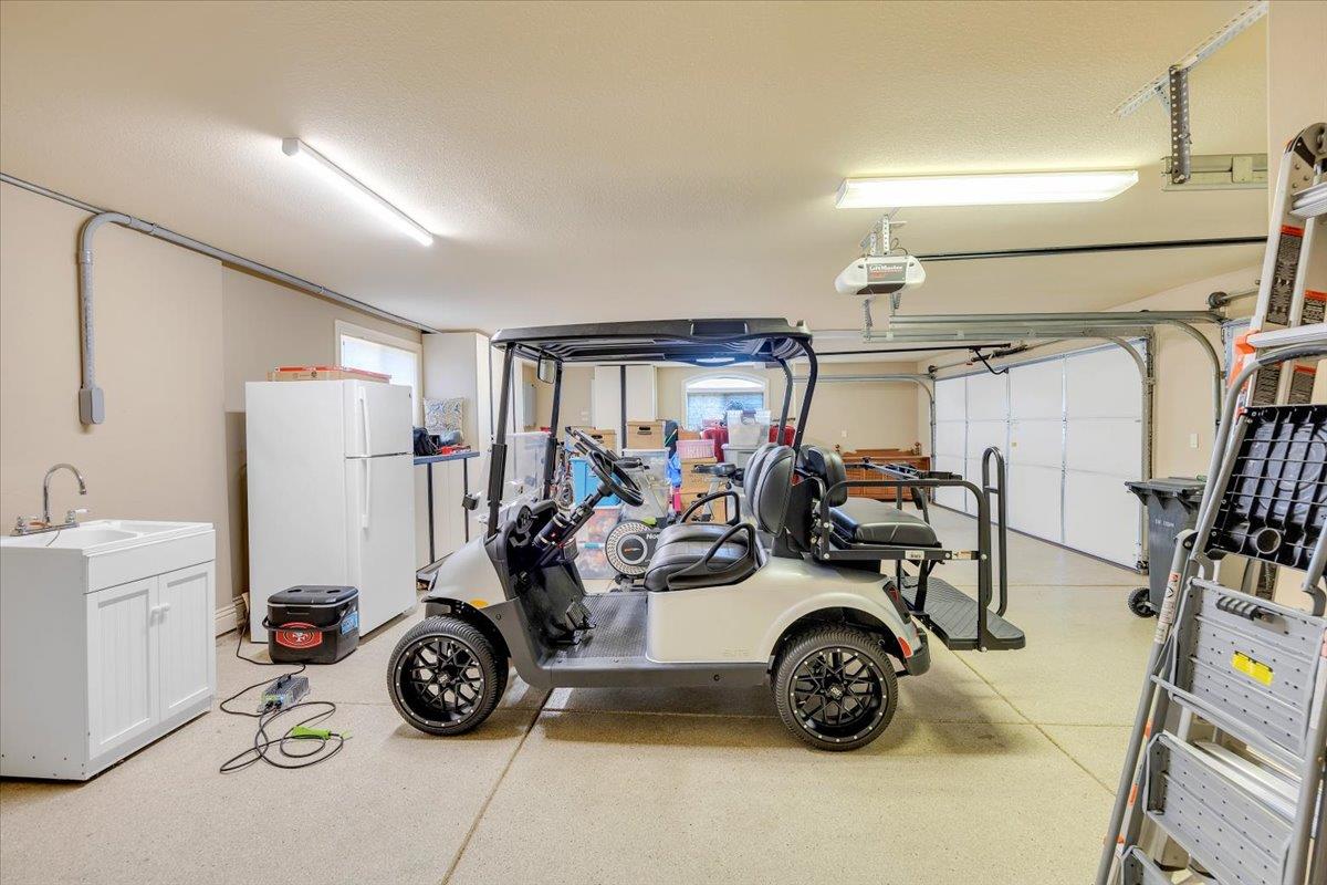 2491 Oak Creek Dr, Copperopolis, CA 95228