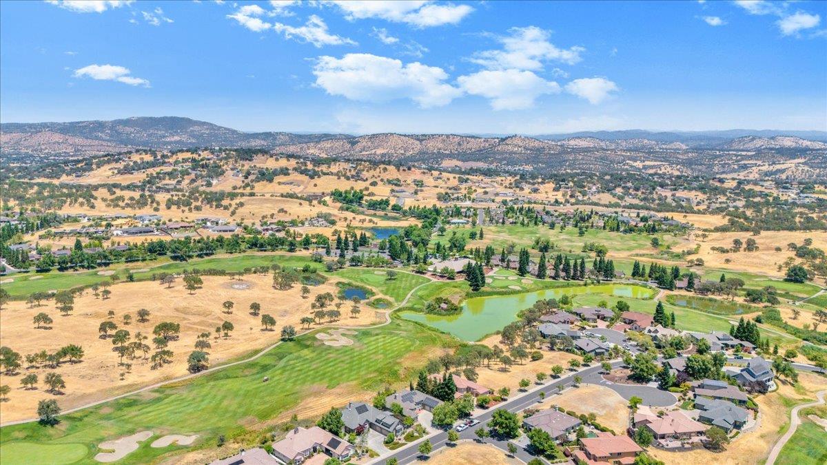 2491 Oak Creek Dr, Copperopolis, CA 95228