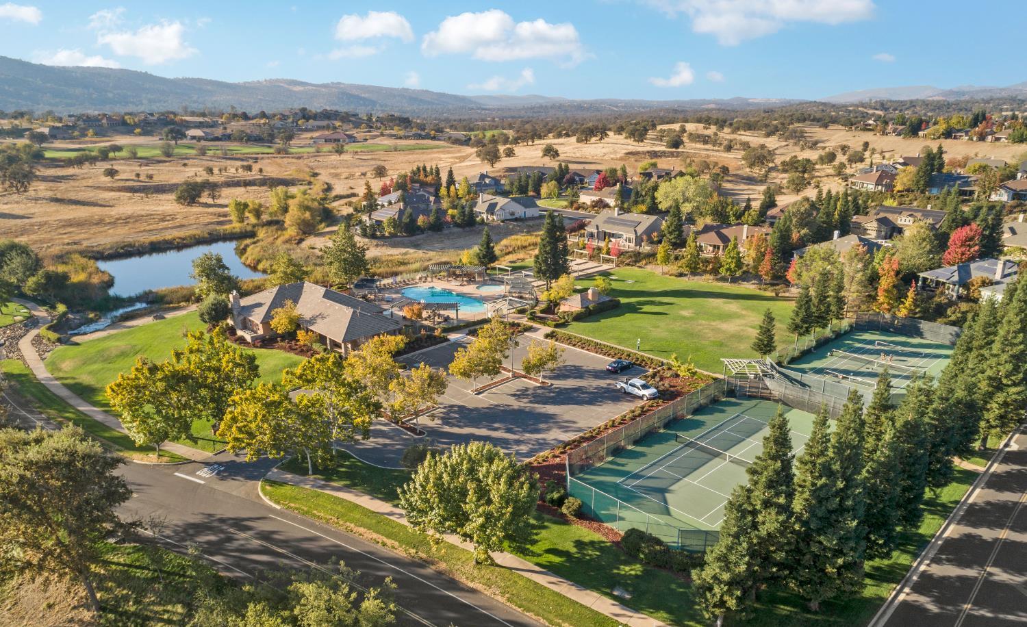 2491 Oak Creek Dr, Copperopolis, CA 95228