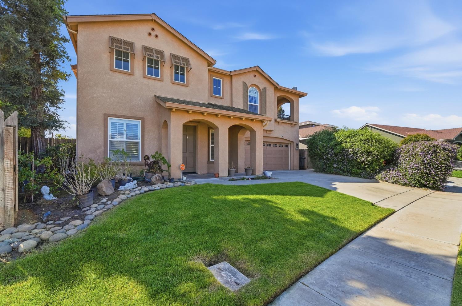3326 S Rose Brook Dr, Riverbank, CA 95367