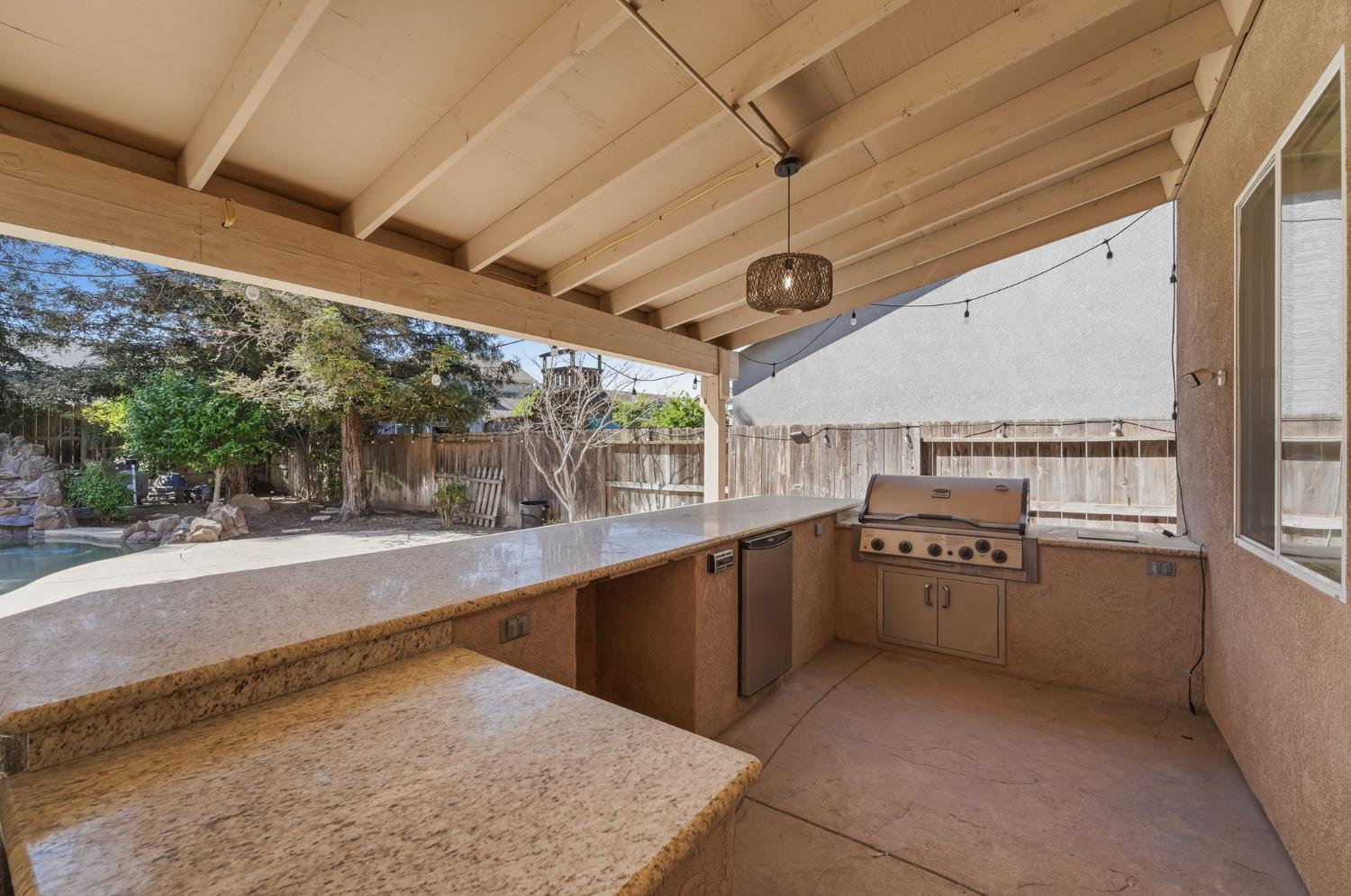 3326 S Rose Brook Dr, Riverbank, CA 95367