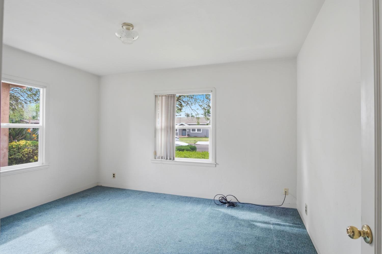 781 Park St, Turlock, CA 95380