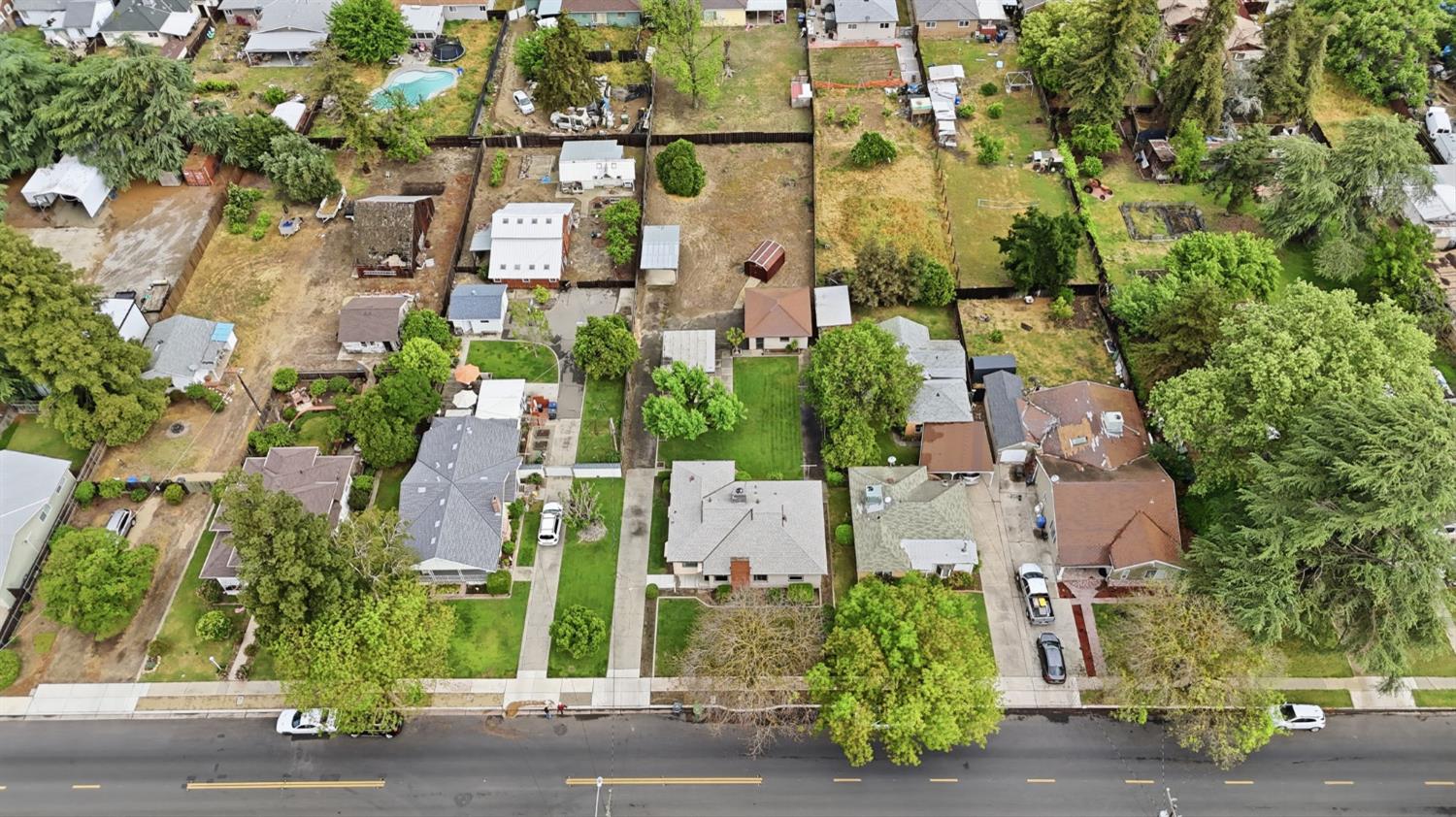 781 Park St, Turlock, CA 95380