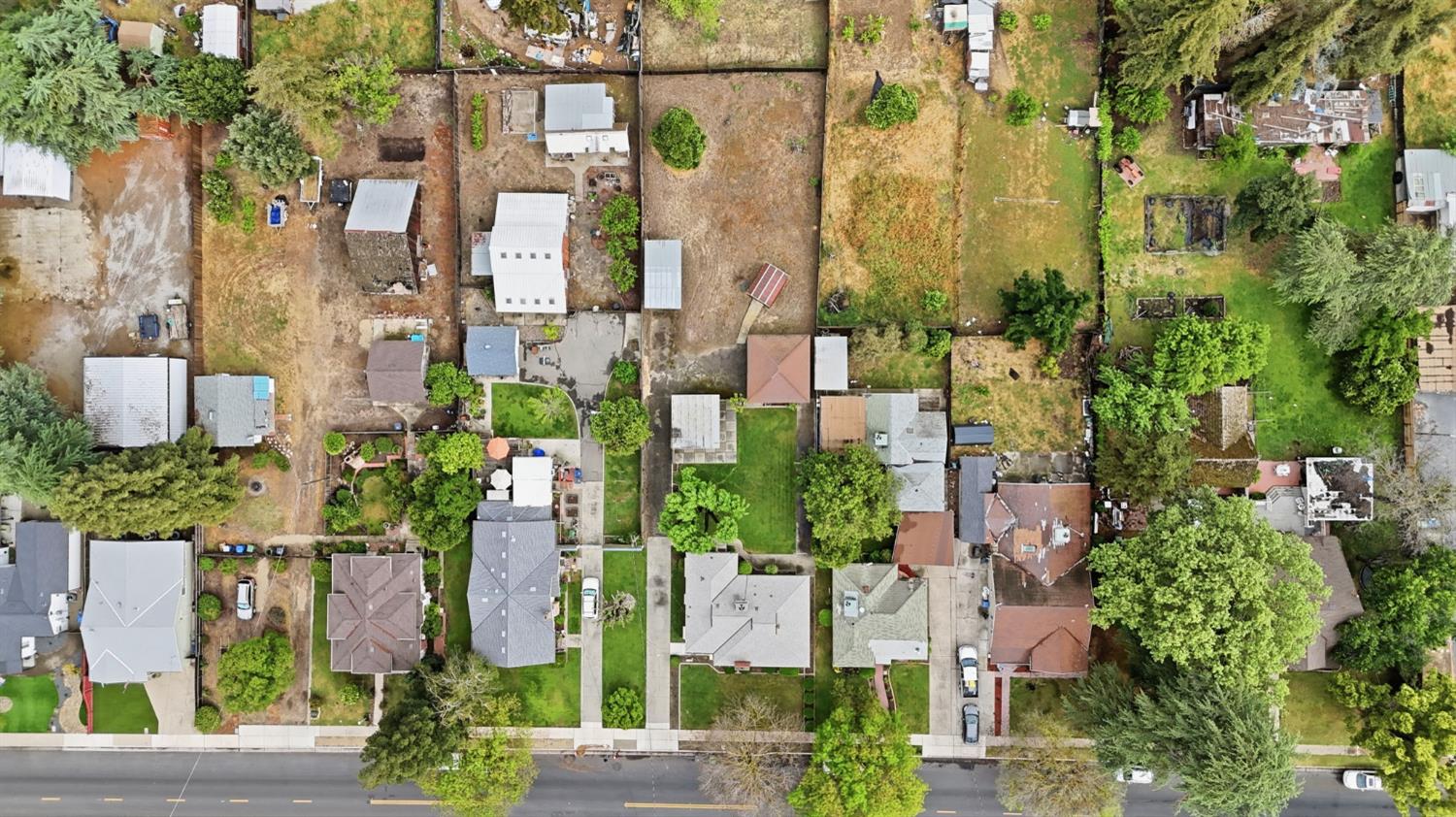 781 Park St, Turlock, CA 95380