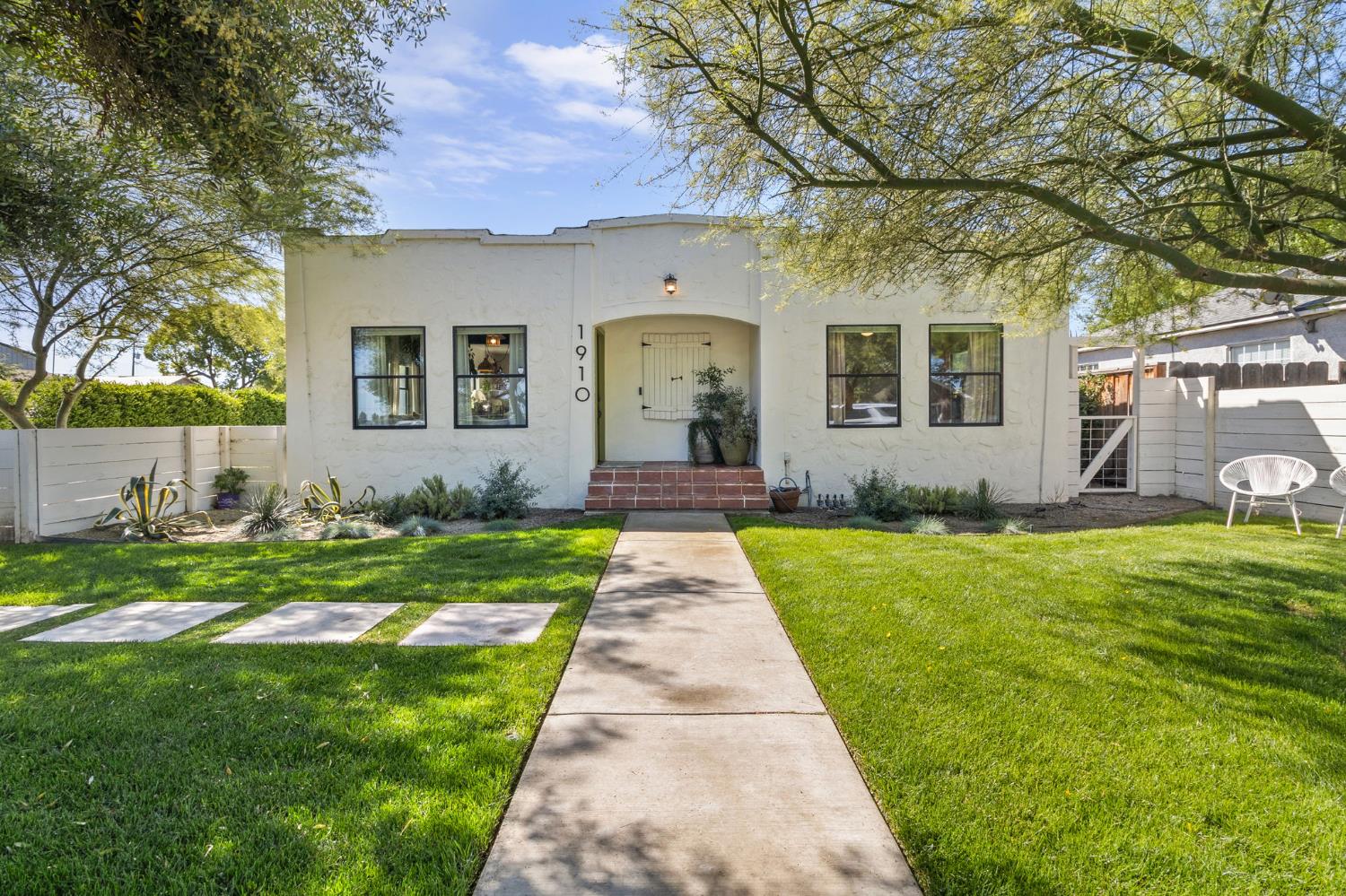 1910 East Ave, Turlock, CA 95380