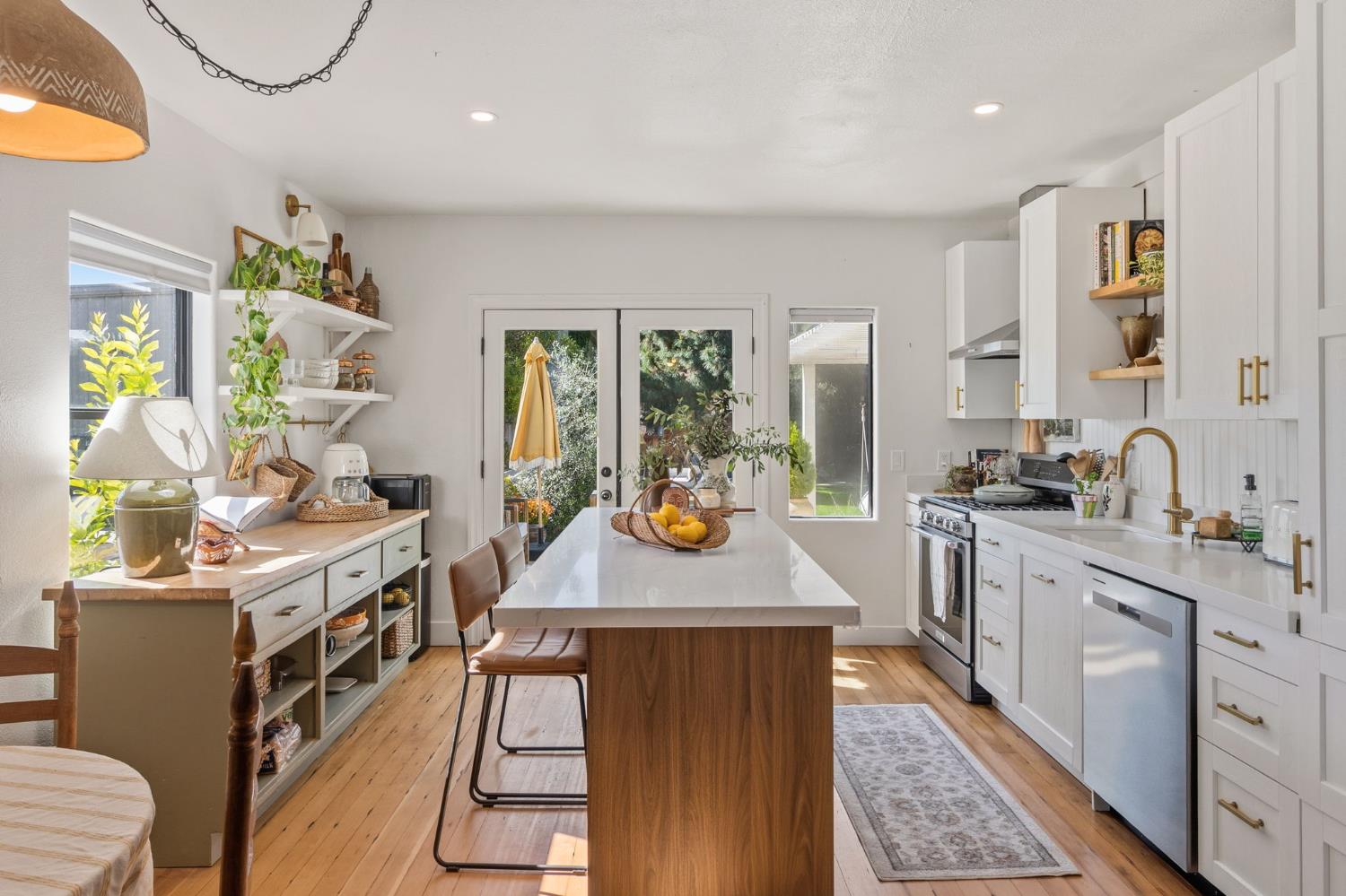 1910 East Ave, Turlock, CA 95380