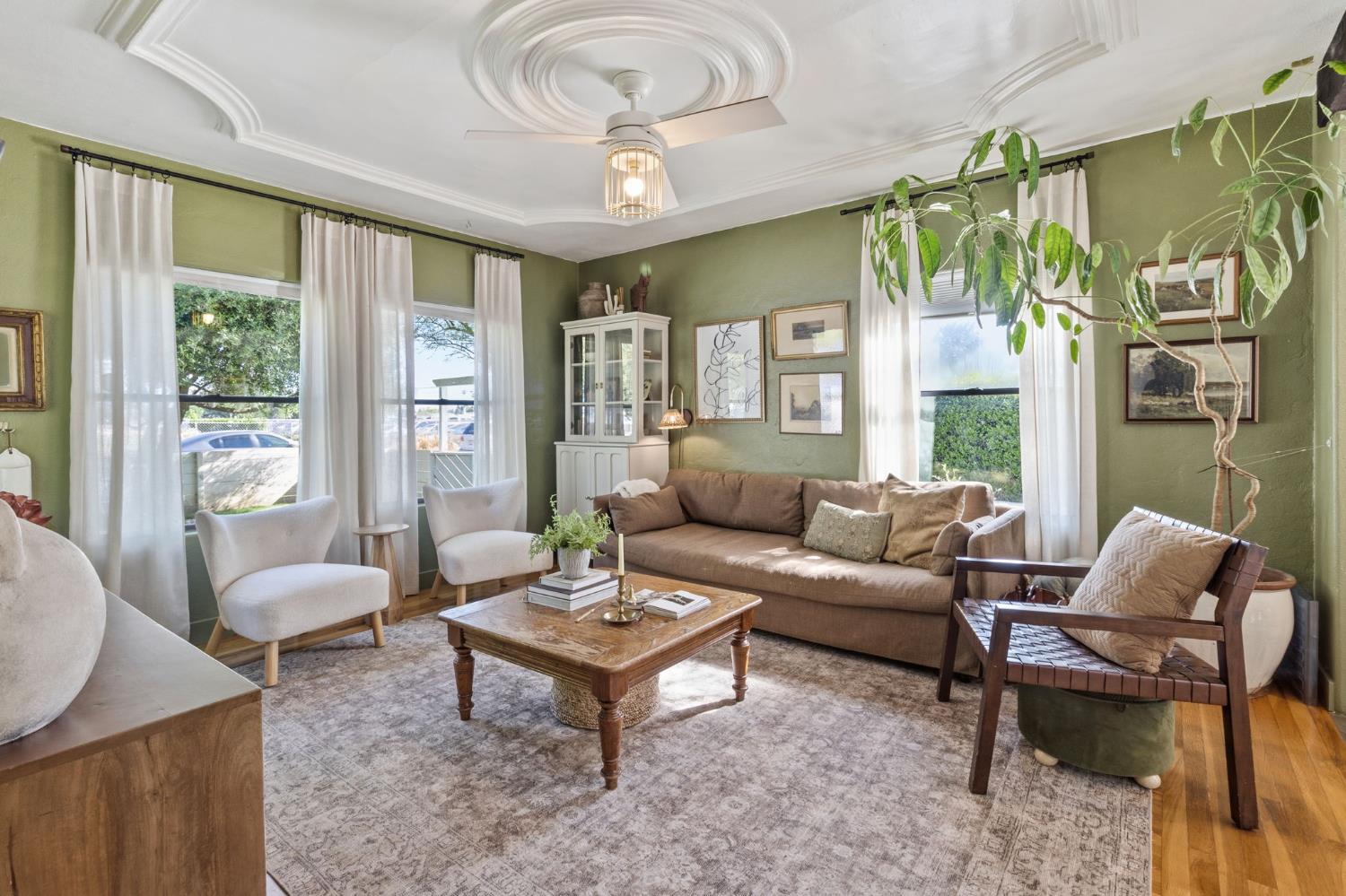 1910 East Ave, Turlock, CA 95380