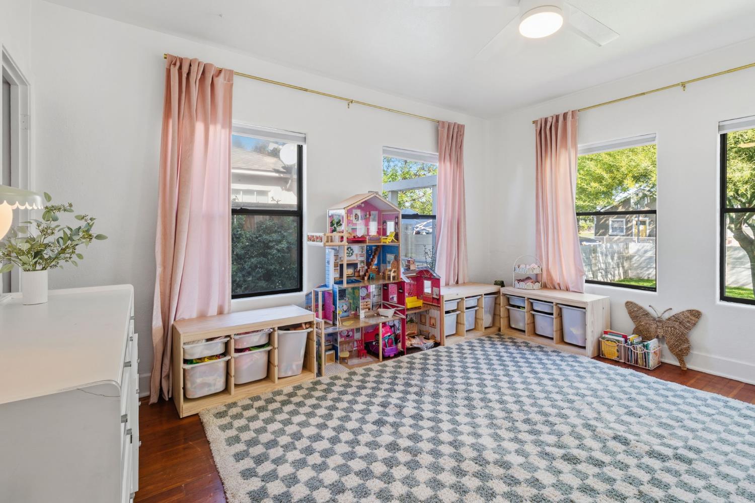 1910 East Ave, Turlock, CA 95380