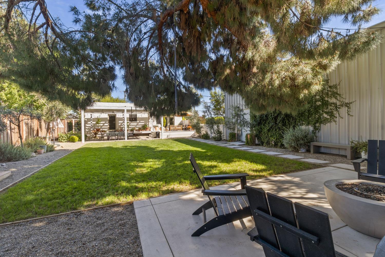 1910 East Ave, Turlock, CA 95380