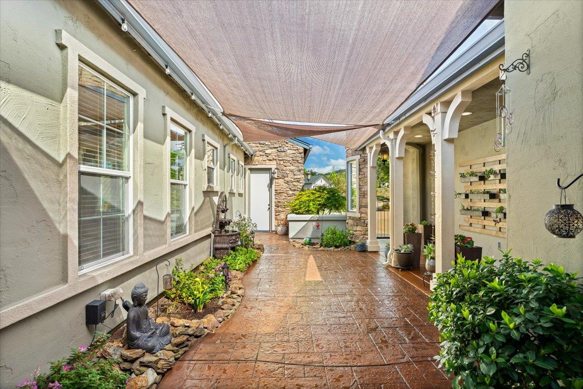 112 Glen View Ct, Copperopolis, CA 95228