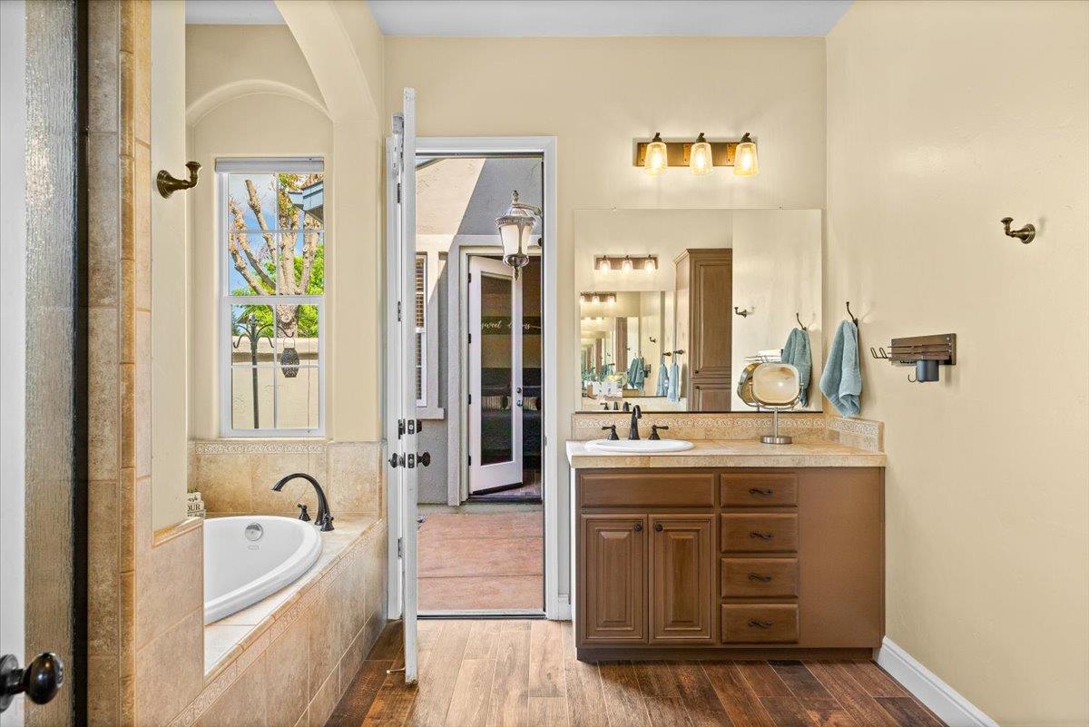 112 Glen View Ct, Copperopolis, CA 95228