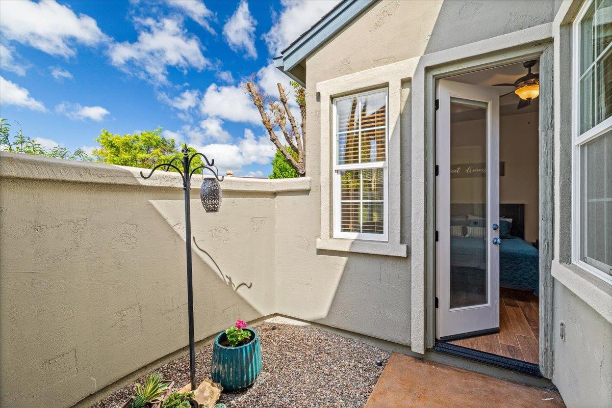 112 Glen View Ct, Copperopolis, CA 95228