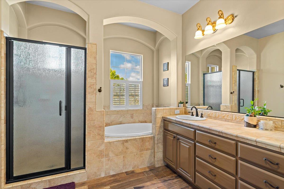 112 Glen View Ct, Copperopolis, CA 95228