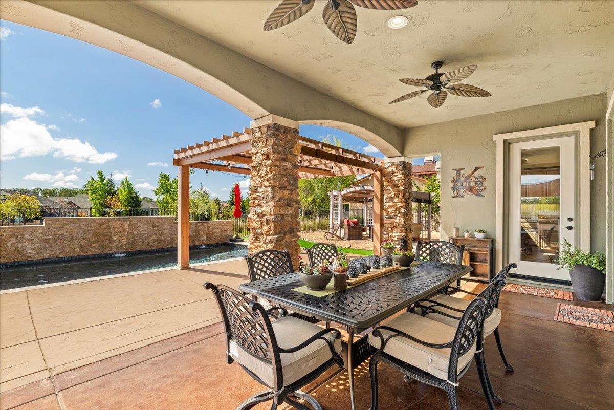 112 Glen View Ct, Copperopolis, CA 95228