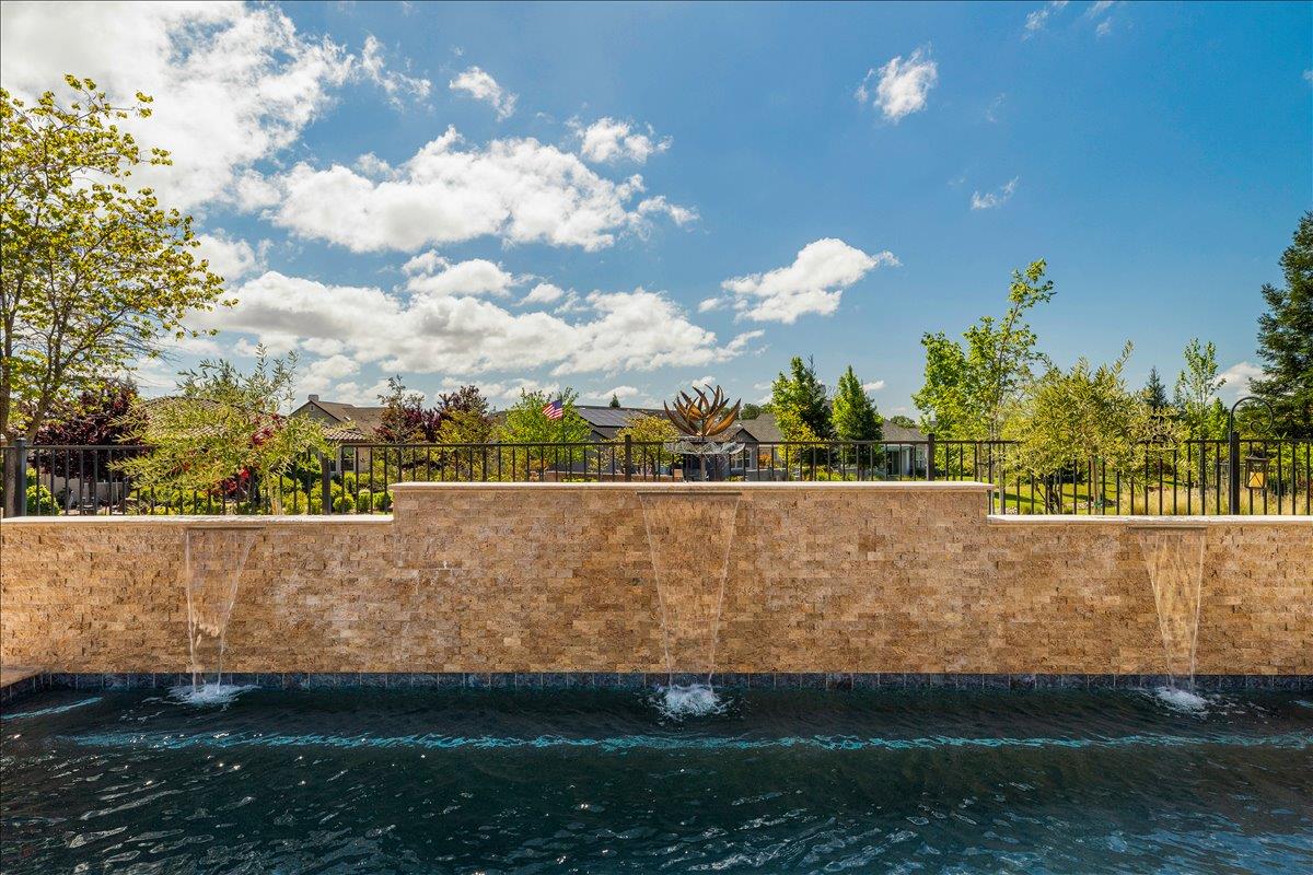 112 Glen View Ct, Copperopolis, CA 95228