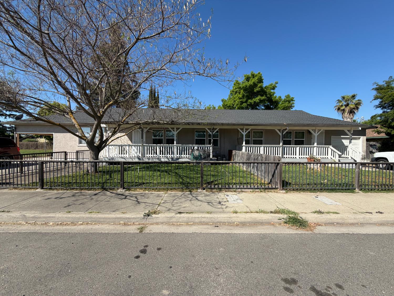 206 Lambuth Ave, Oakdale, CA 95361