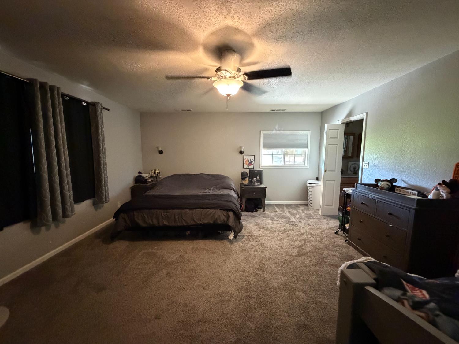 206 Lambuth Ave, Oakdale, CA 95361