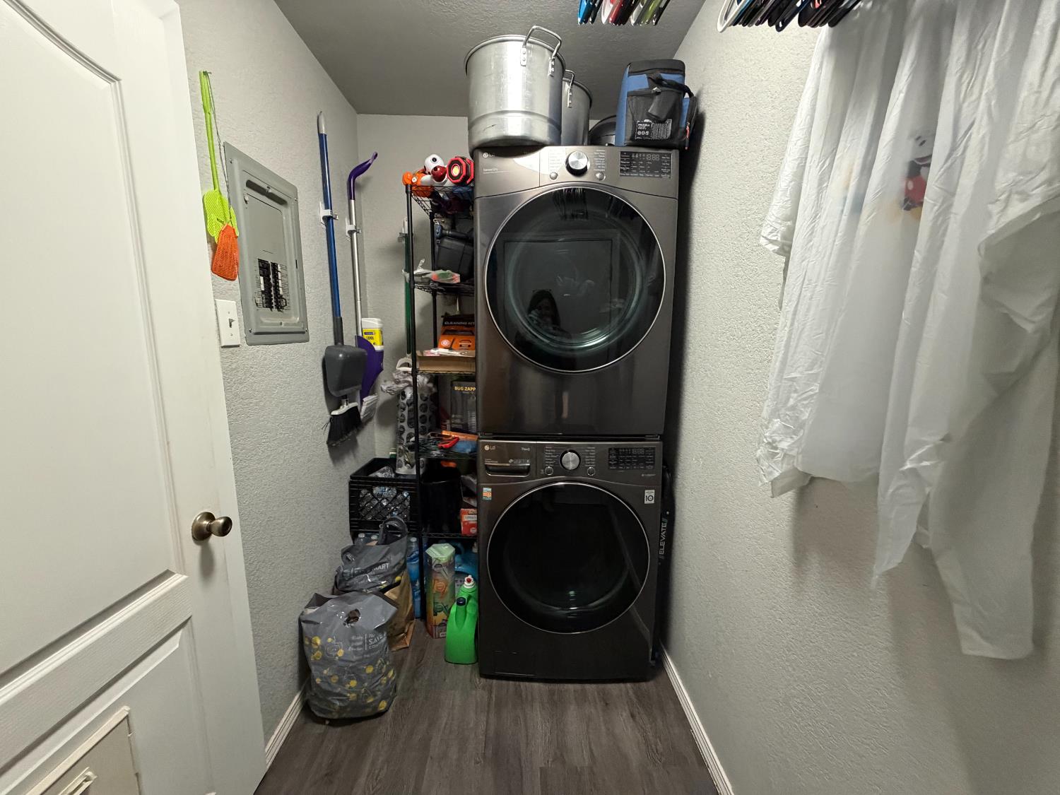 206 Lambuth Ave, Oakdale, CA 95361