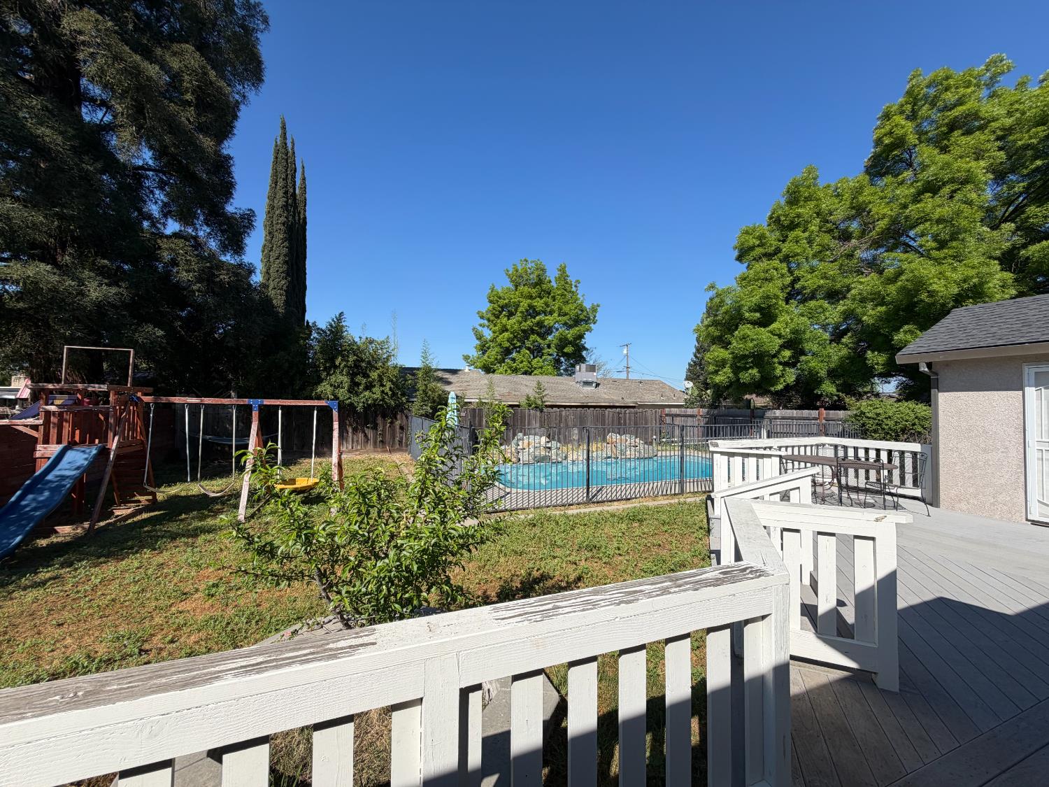 206 Lambuth Ave, Oakdale, CA 95361