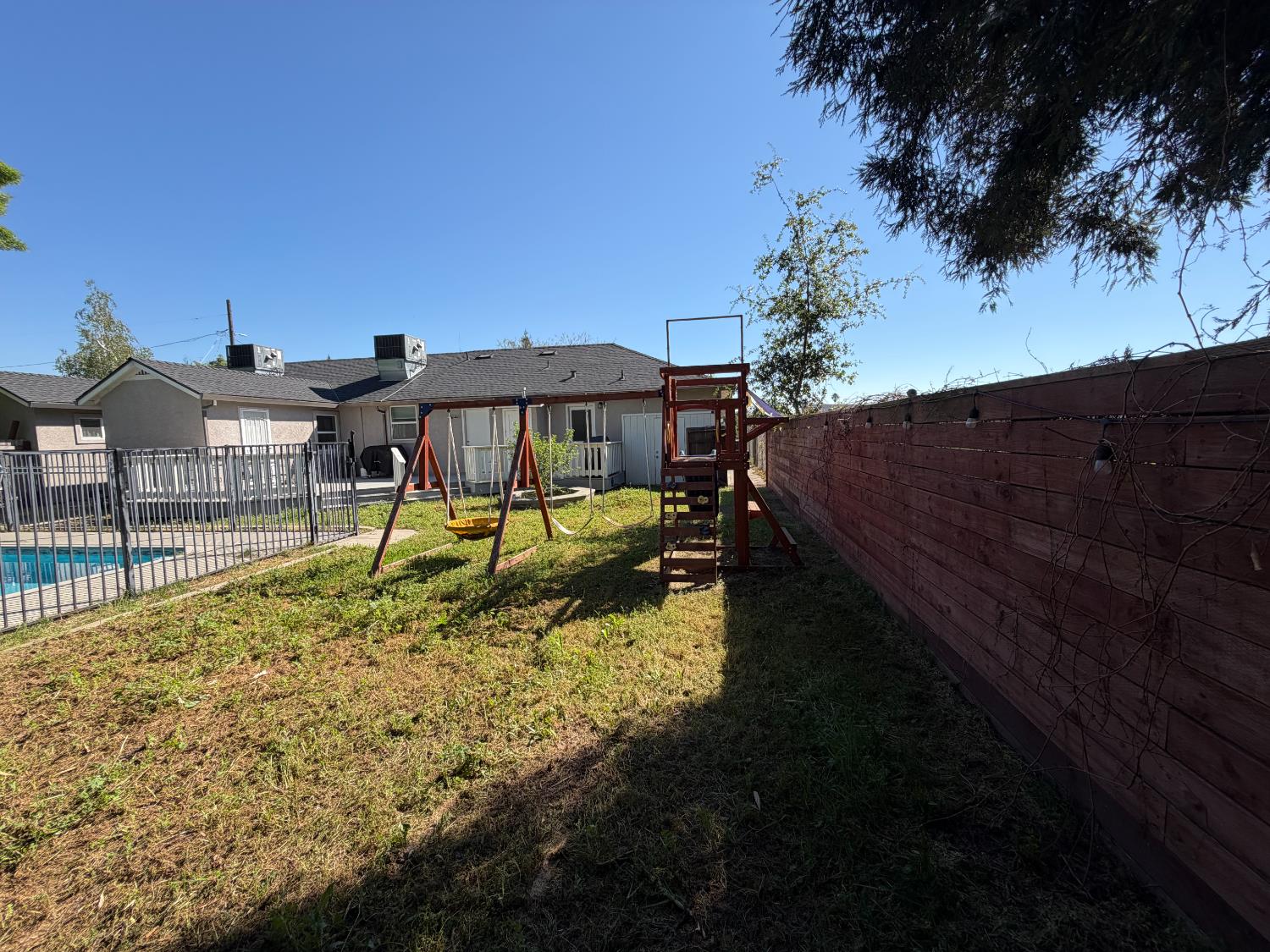 206 Lambuth Ave, Oakdale, CA 95361
