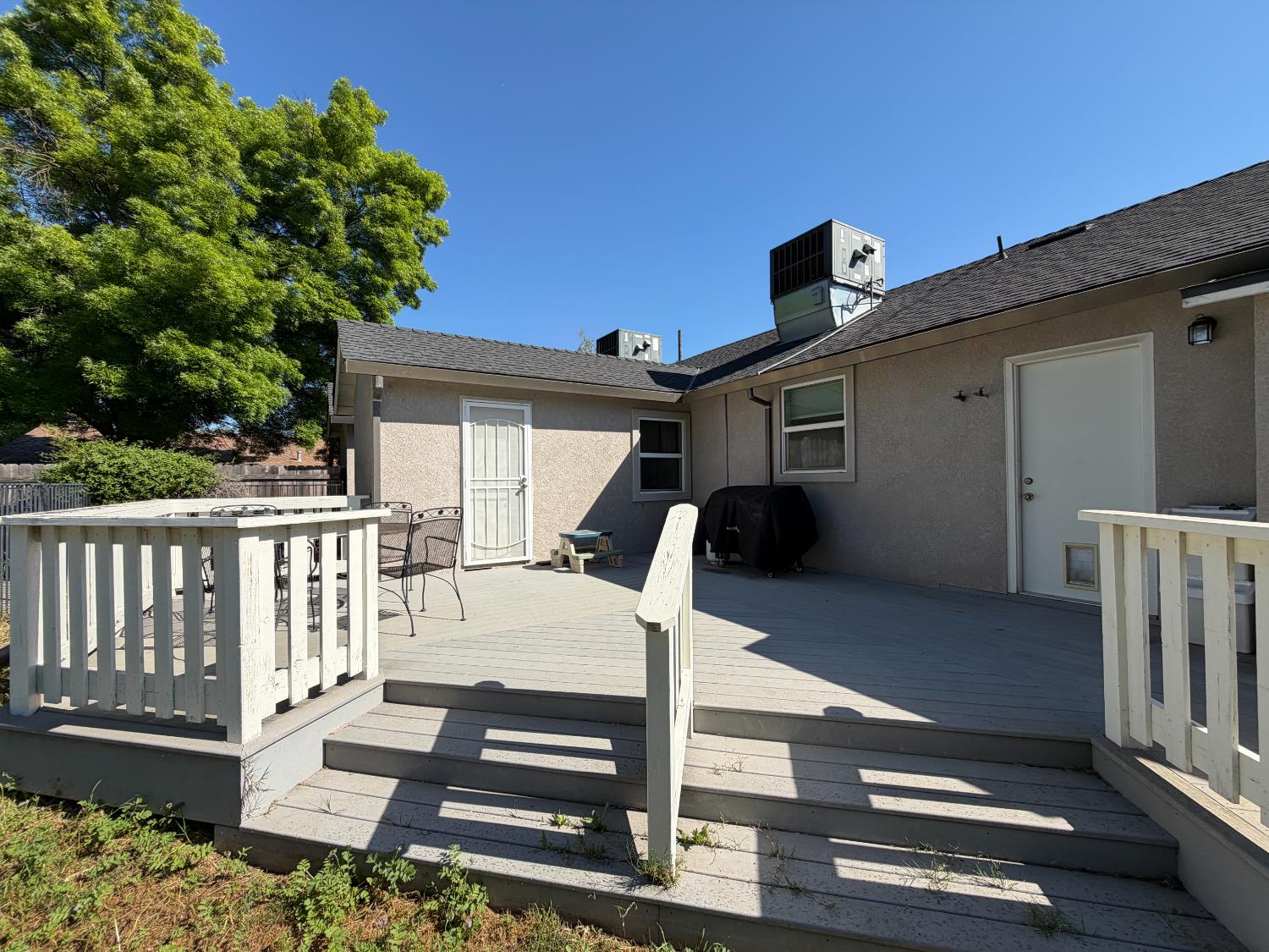 206 Lambuth Ave, Oakdale, CA 95361