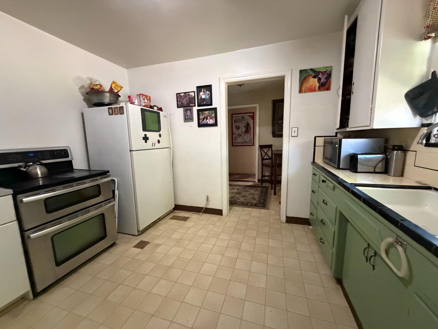 206 Lambuth Ave, Oakdale, CA 95361