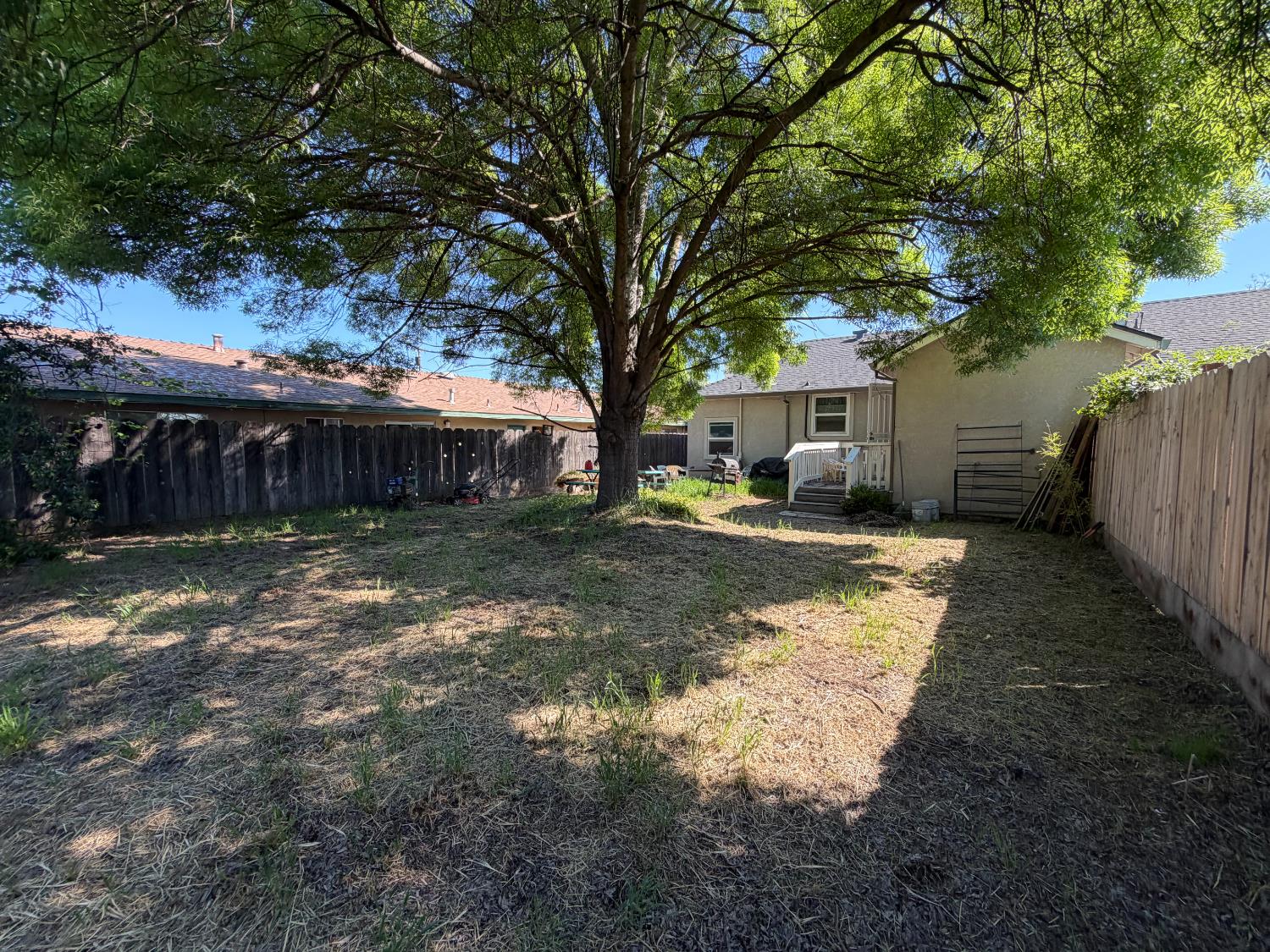 206 Lambuth Ave, Oakdale, CA 95361