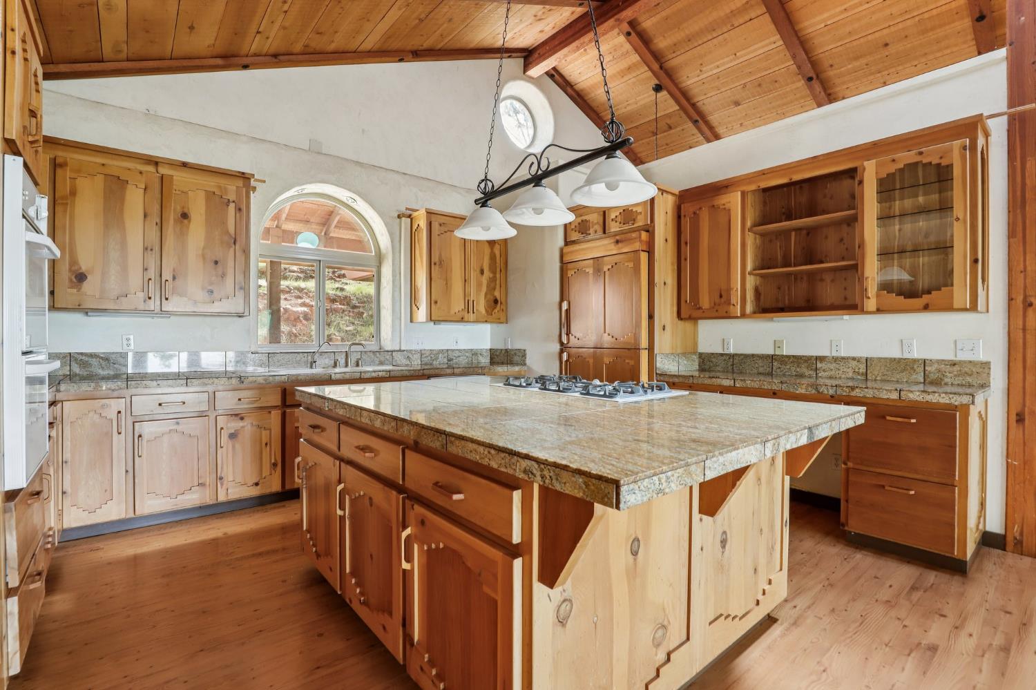 2428 Hunt Rd, Copperopolis, CA 95230