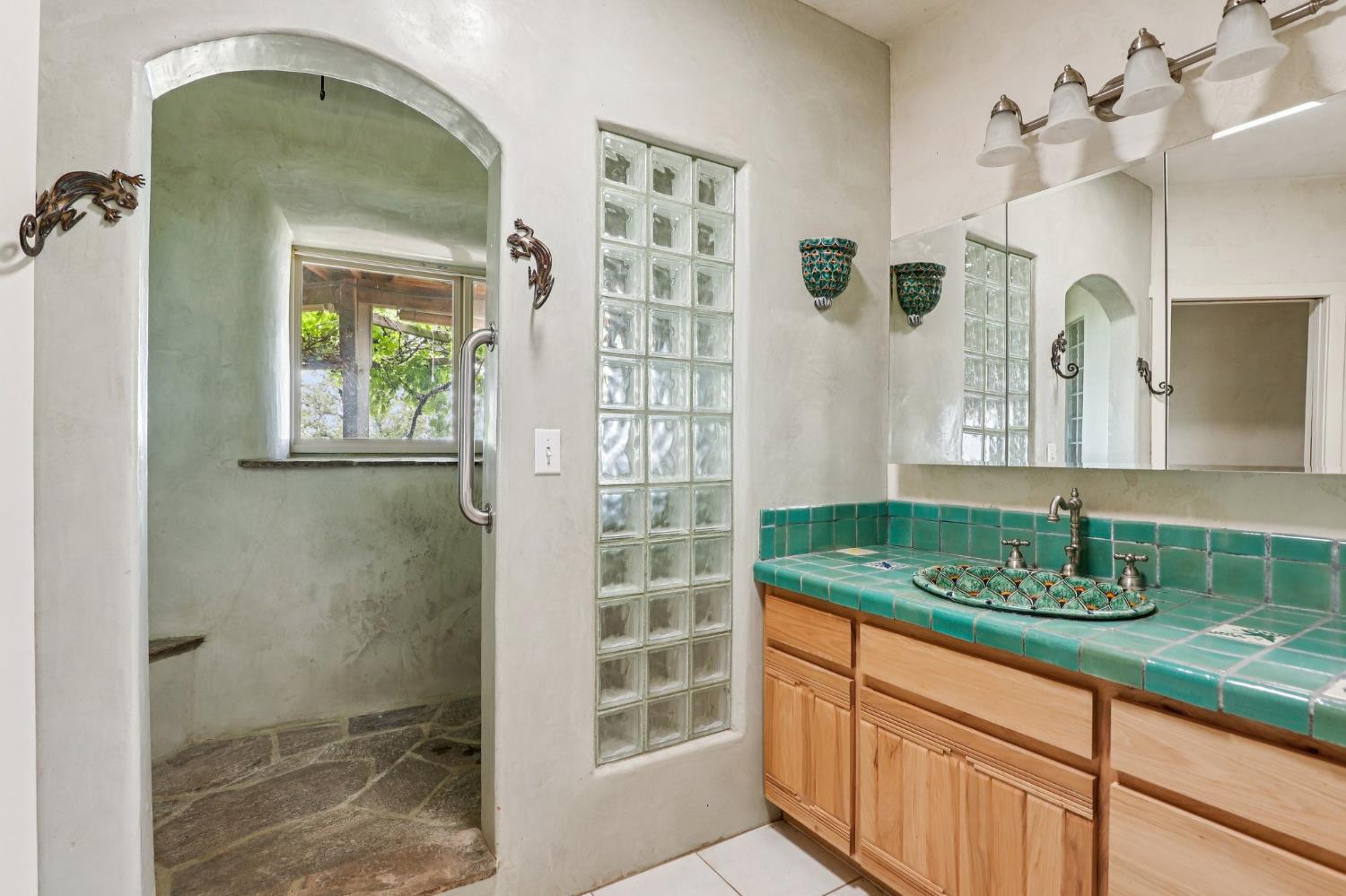 2428 Hunt Rd, Copperopolis, CA 95230