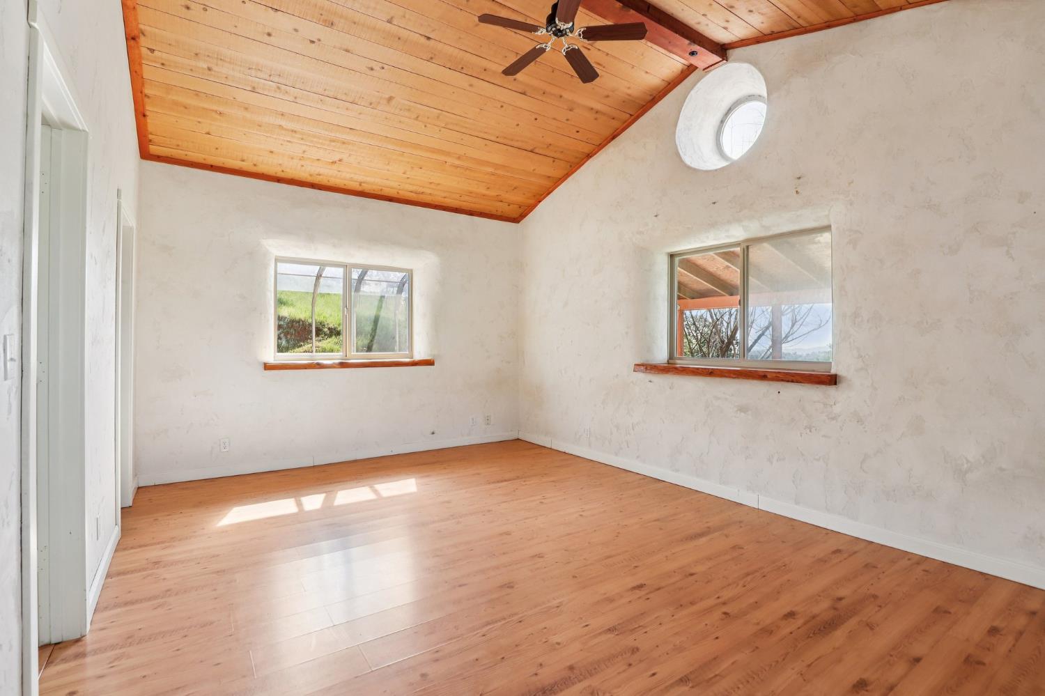 2428 Hunt Rd, Copperopolis, CA 95230