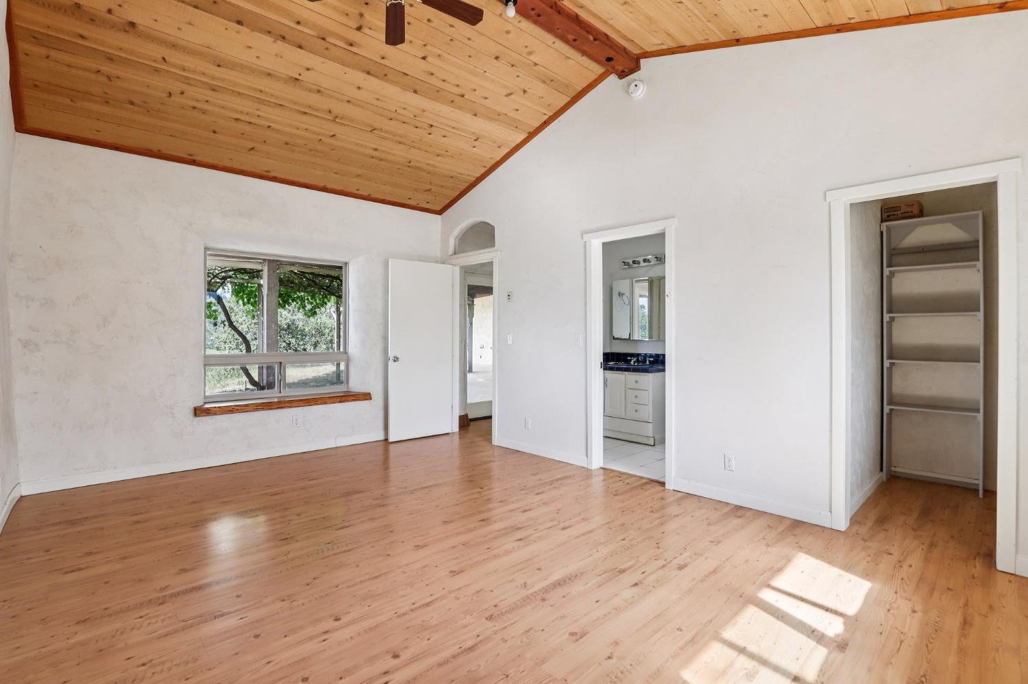 2428 Hunt Rd, Copperopolis, CA 95230